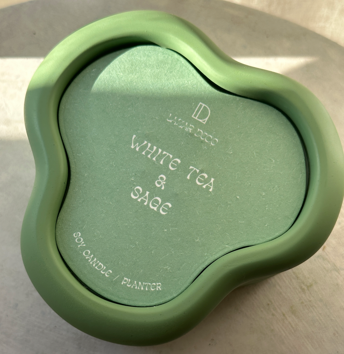 WHITE TEA & SAGE